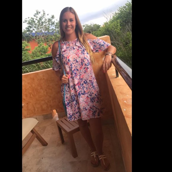 Floral Dress with Flowy Shoulder Pieces - Picture 5 of 5